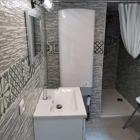 Dom wakacyjny Maison 47m2 A 800 M De La *