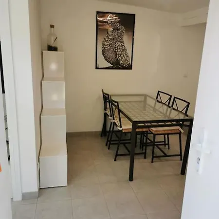 Holiday home Maison 47m2 A 800 M De La *